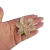 Flor de strass em forma de flor, com detalhes brilhantes