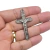 Pingente de cruz com figura de Cristo em níquel