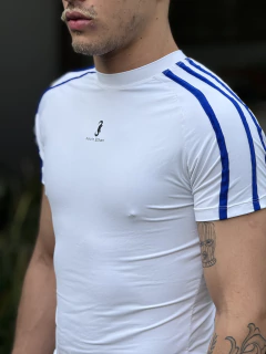 CAMISETA RAGLAN KEVIN ETHAN na internet