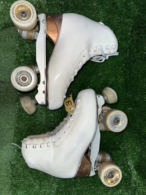 PATÍN USADO 37 DE COMPETICIÓN DISCIPLINA LIBRE