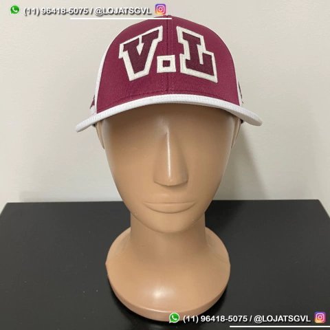 Boné VL - Branco e Vinho - Aba Curva - Branca