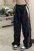 Calça Streewear, modelo feminino - loja online