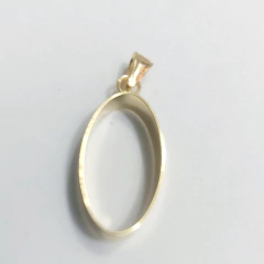 Moldura oval ouro