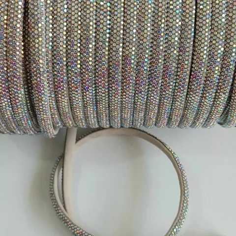 Tubo de Strass Meia Cana - ornellas pedrarias armarinhos e artesanato