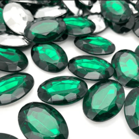 Chaton Oval Base Irregular para Colagem na internet