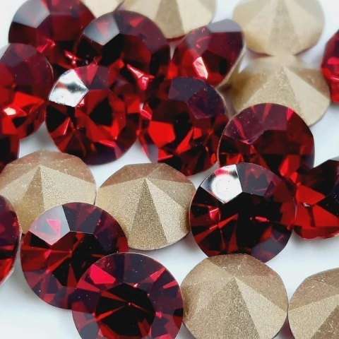 Strass Oktant Premium - SS7.5/PP16 - comprar online