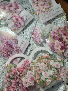 Flores Pet Rosa na internet