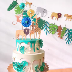 DECO TORTA "SELVA CON ANIMALITOS DE PAPEL"
