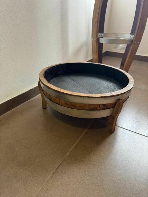 maceta petiza de barrica de roble