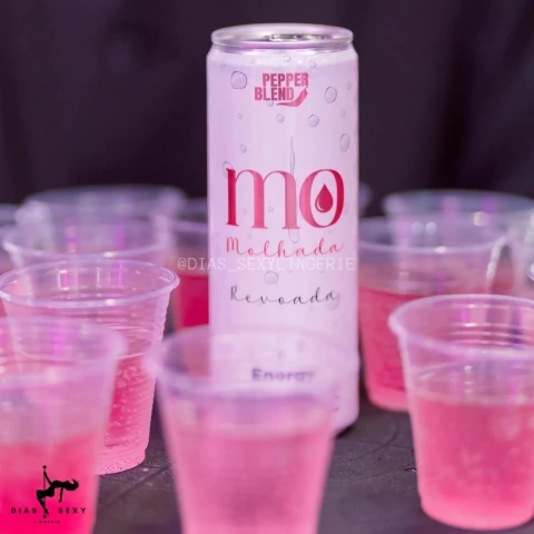 Mais que Energia: Prazer e Potência com Revoada Mo Molhada