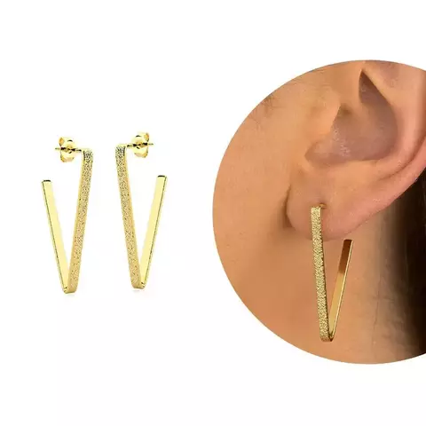 Argola Triangular Texturizada