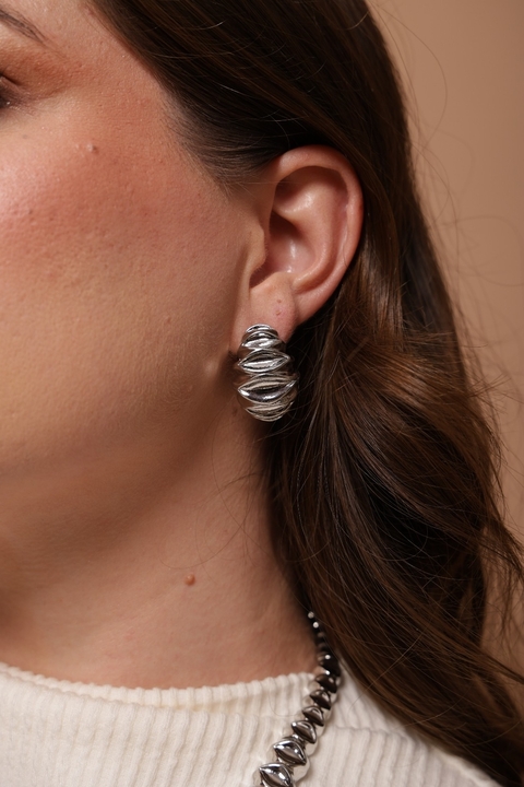 BRINCO MAXI DESING ORGÂNICO EM PRATA