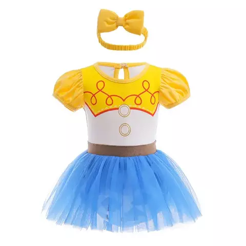 Vestido fantasia infantil Jessie Toy Story bebê com saia azul de tule, corpo branco com detalhes amarelos e vermelhos, mangas bufantes amarelas e faixa marrom, acompanhado de faixa de cabelo amarela com laço.