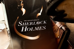 Truque de mágica Theory11 - Sherlock (Zandman Book Test) por Josh Zandman