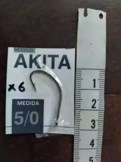 Anzuelo en sobre serie Akita