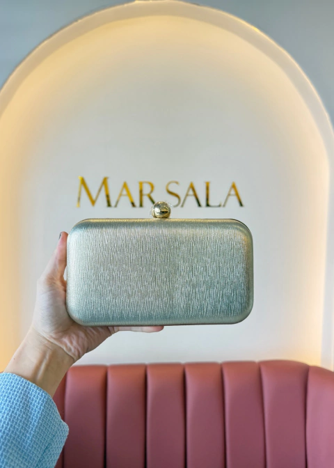 CLUTCH LISA DOURADA - comprar online