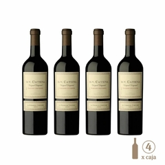 Cuatro botellas de vino D.V. Catena Cabernet Sauvignon del viñedo La Pirámide, cada una de 750cc.