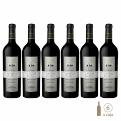 Seis botellas de vino tinto Séptima 10 Barricas Cabernet Sauvignon de 750 cc cada una.