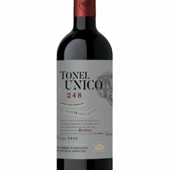 Tonel Unico 248 Malbec Drummond - Cavas de Weinert - Caja de Madera (3 botellas x 750cc) en internet