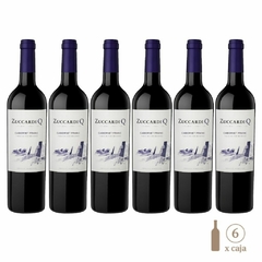 Seis botellas de vino Zuccardi Q Cabernet Franc en una presentación ordenada.