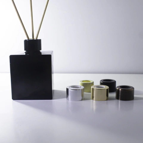 Frasco Vidro Cubo 250ml 28/410 - Preto Brilho C/ Tampa Luxo