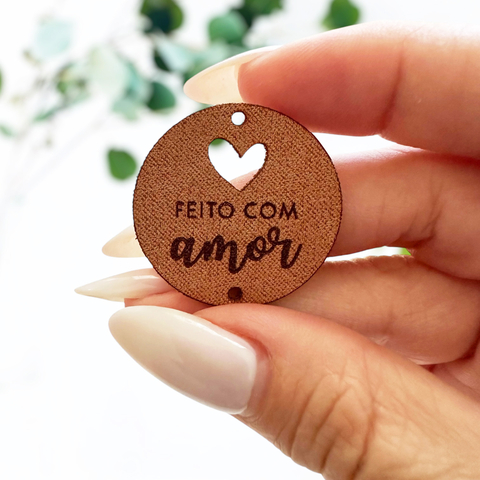 Etiqueta Tecido Camurça Redonda 3,0x3,0cm - "Feito com Amor" (Ref 31) Sem personalização - comprar online