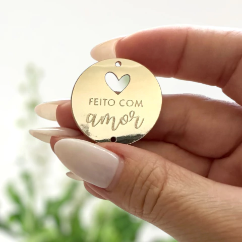 Etiqueta Sint. Metalizado Redonda 3,0x3,0cm - "Feito com Amor" (Ref 31) Sem personalização - comprar online