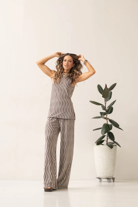 CALÇA RETA ITALLA - comprar online