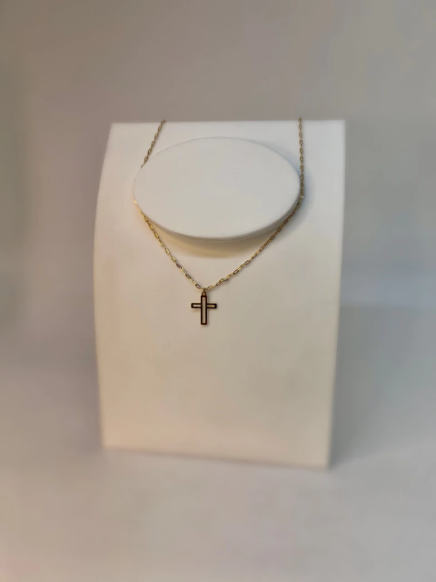 Colar crucifixo infantil