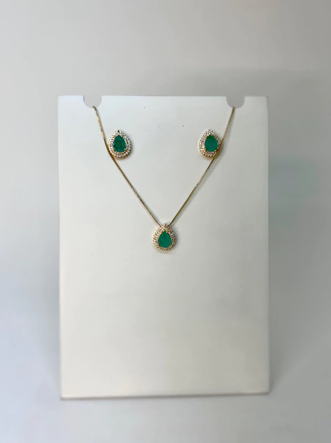 Conjunto gota verde