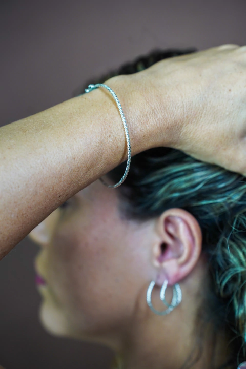 Bracelete fio torcido