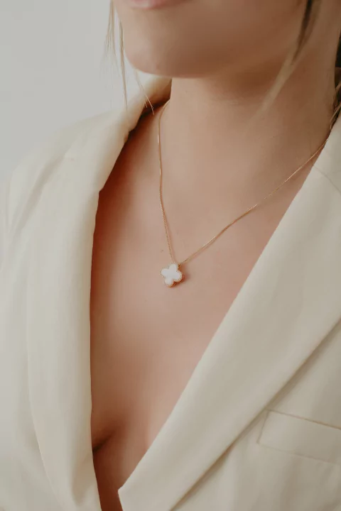 Conjunto trevo madreperola