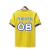 Camisa retrô amarela do West Ham com estampas e o nome "MAIDEN" e o número "08" nas costas.