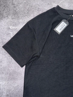 Remera Ward Negra en internet