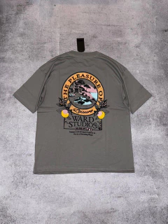 Remera ward gris W en internet