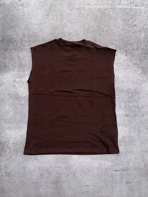 Musculosa basic marron - comprar online