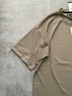 Remera Moy waffle en internet