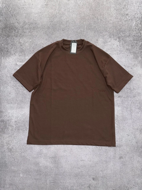 Remera Ward Rayada Marrón - comprar online