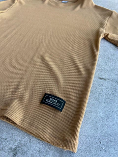 Remera oversize waffle en internet