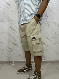 Bermuda cargo gabardina beige