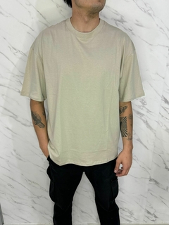 Remera oversize lisa 24.1