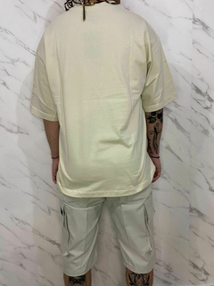 Remera oversize costura en internet