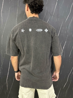 Remera premium washed duet - comprar online