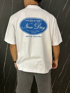 Remera premium friends newday - comprar online