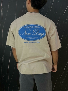 Remera premium friends newday - comprar online