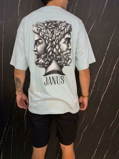 Remera Oversize Janus - comprar online