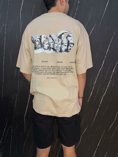 Remera Oversize medieval - comprar online