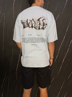 Remera Oversize medieval - comprar online