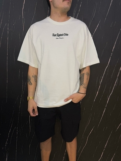 Remera oversize rise crudo
