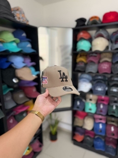 GORRA PREMIUM CERRADA